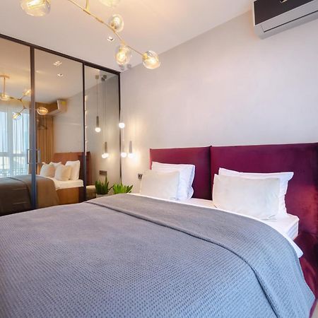 Modern New Cozy Apartment Kvartet Railway Station Kiev Bagian luar foto