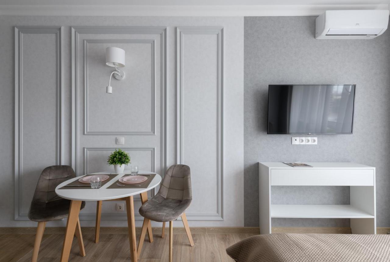 Modern New Cozy Apartment Kvartet Railway Station Kiev Bagian luar foto