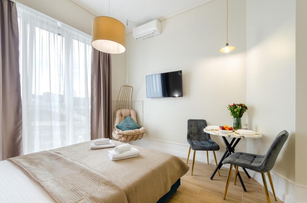 Modern New Cozy Apartment Kvartet Railway Station Kiev Bagian luar foto
