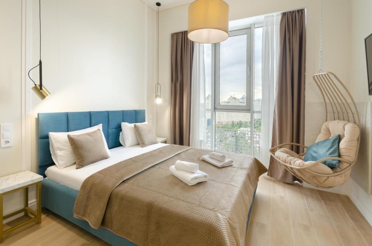 Modern New Cozy Apartment Kvartet Railway Station Kiev Bagian luar foto