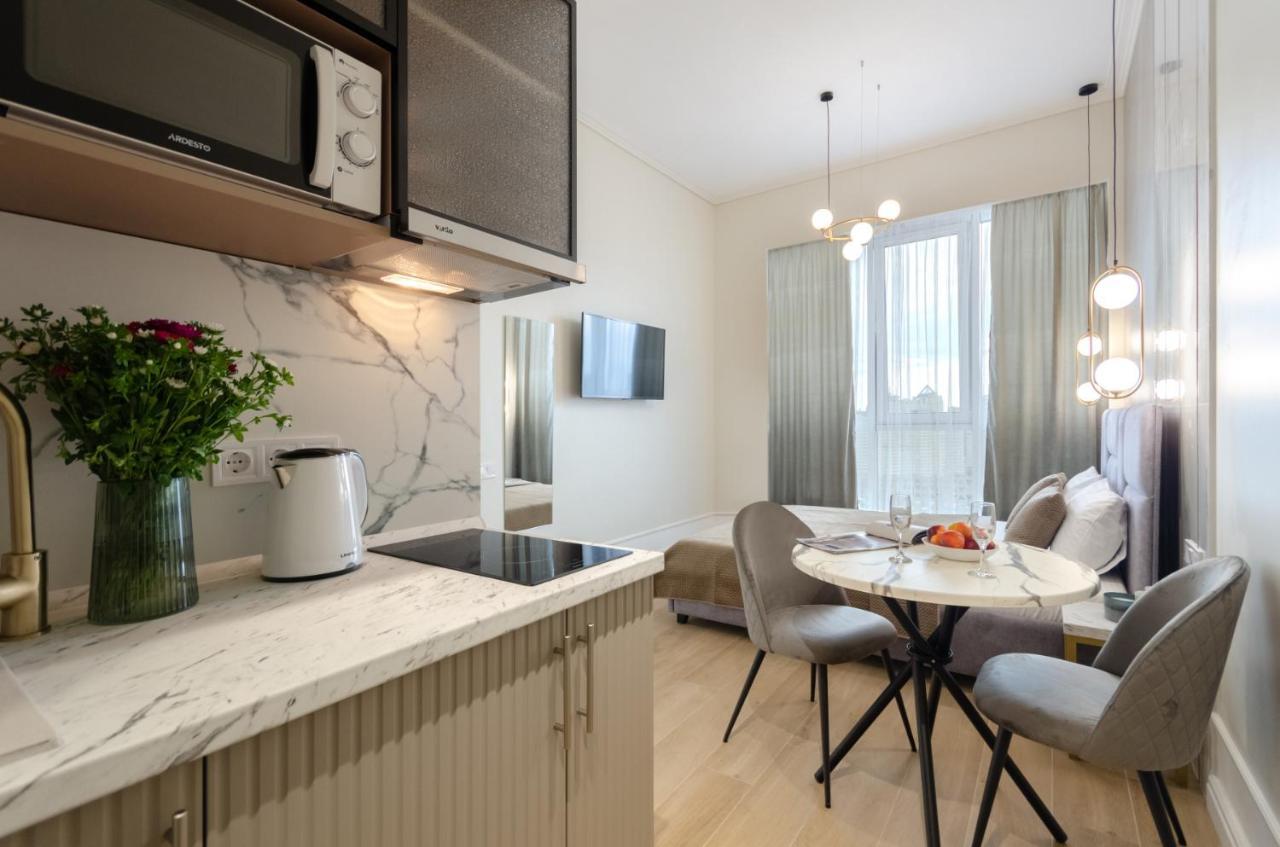 Modern New Cozy Apartment Kvartet Railway Station Kiev Bagian luar foto
