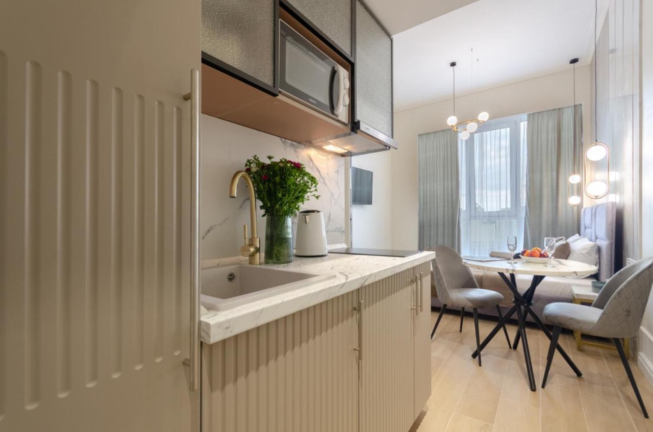 Modern New Cozy Apartment Kvartet Railway Station Kiev Bagian luar foto