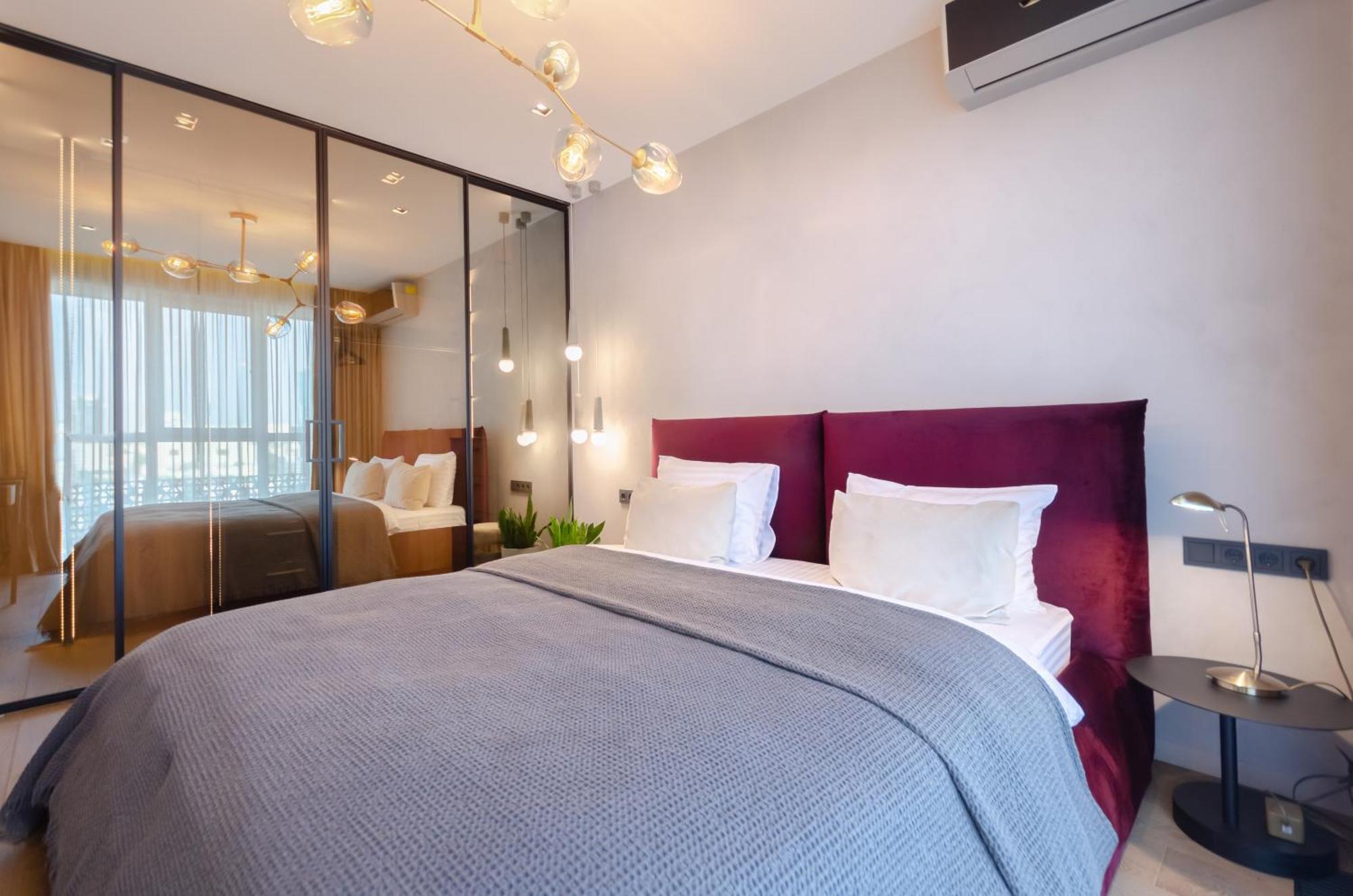 Modern New Cozy Apartment Kvartet Railway Station Kiev Bagian luar foto