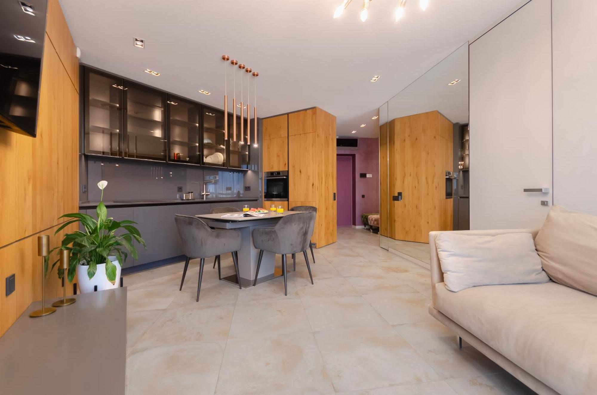 Modern New Cozy Apartment Kvartet Railway Station Kiev Bagian luar foto